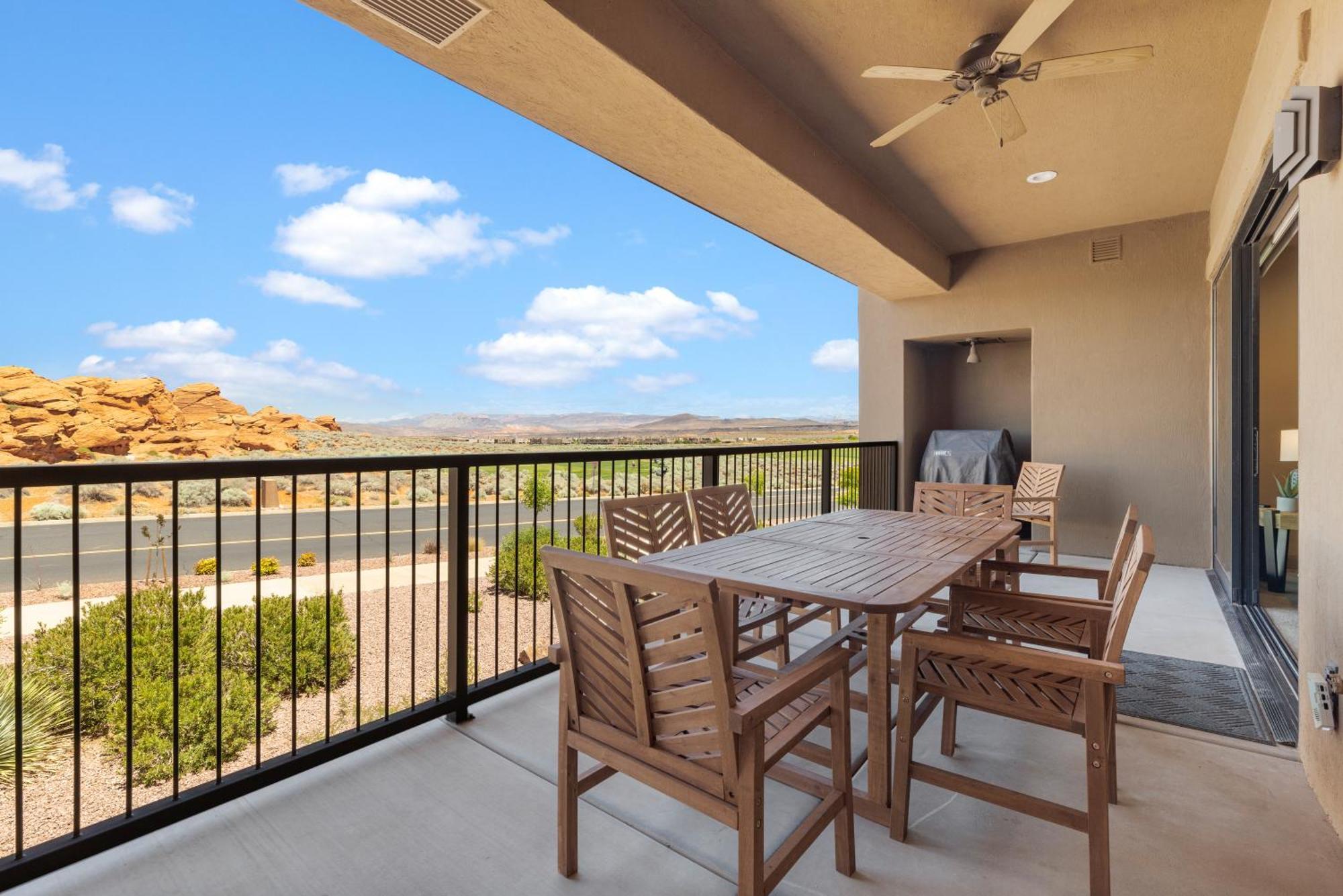 Vacation Rentals At Sand Hollow Resort Хърикейн Екстериор снимка